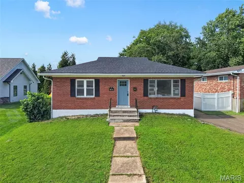 7917 Hicks Ave, Saint Louis, MO 63117