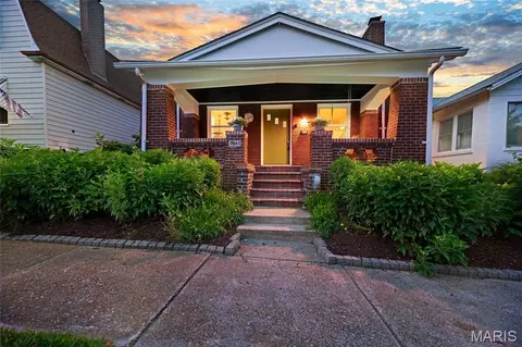 6563 Hoffman Ave, Saint Louis, MO 63139