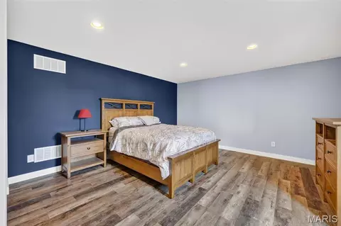 Bedroom - 527 Falcons Flight, Wright City, MO 63390 photo 6 of 7
