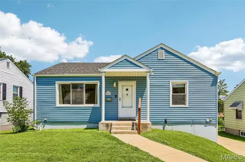 2008 Wismer Ave, Overland, MO 63114