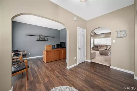 Entry Way - 103 Mackintosh Ln, O'fallon, MO 63368 photo 2 of 3