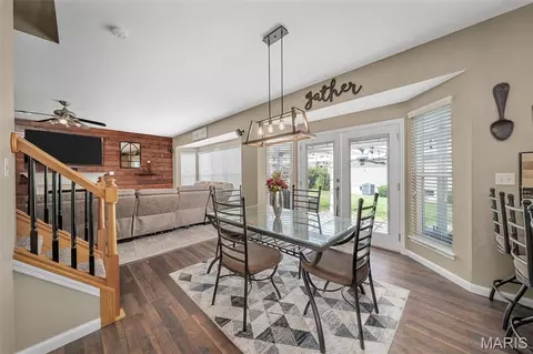 Dining - 103 Mackintosh Ln, O'fallon, MO 63368 photo 2 of 3