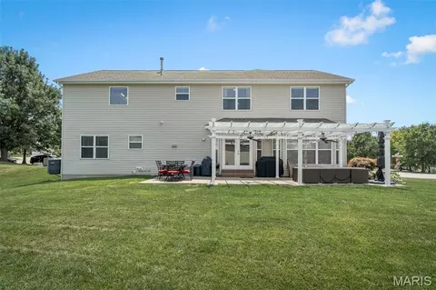 Exterior - 103 Mackintosh Ln, O'fallon, MO 63368 photo 6 of 9