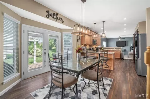 Dining - 103 Mackintosh Ln, O'fallon, MO 63368 photo 1 of 3