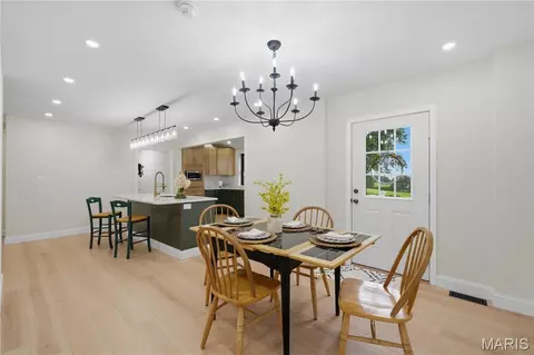 Dining - 1716 Pottery Rd, Washington, MO 63090 photo 1 of 1