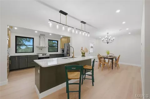 Kitchen - 1716 Pottery Rd, Washington, MO 63090 photo 1 of 3