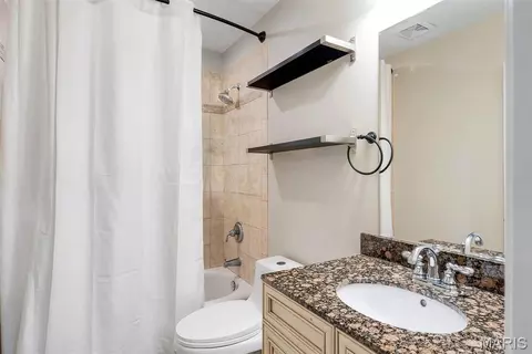 Bath - 3760 Bear Tooth Ln, Wildwood, MO 63069 photo 10 of 13
