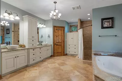 Bath - 3760 Bear Tooth Ln, Wildwood, MO 63069 photo 7 of 13