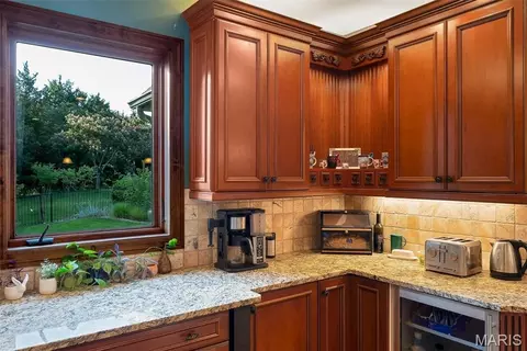 Kitchen - 3760 Bear Tooth Ln, Wildwood, MO 63069 photo 5 of 7