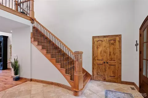 Entry Way - 3760 Bear Tooth Ln, Wildwood, MO 63069 photo 2 of 3