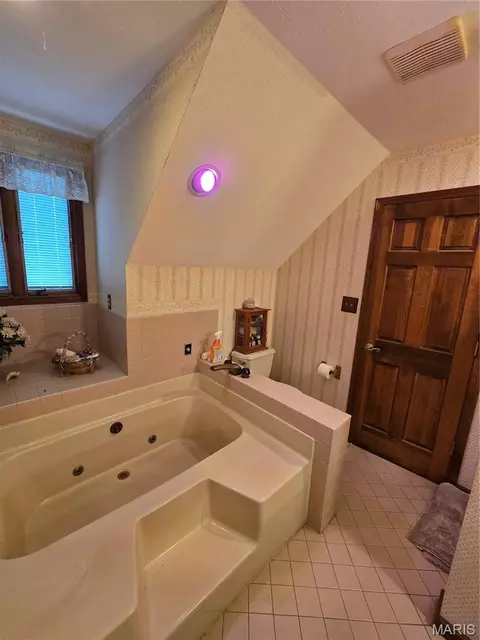 683 County Road 614, Jackson, MO 63755 photo 4