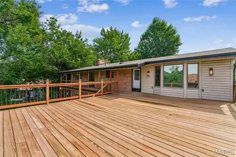 Exterior - 225 Day Dr, Ferguson, MO 63135 photo 5 of 6