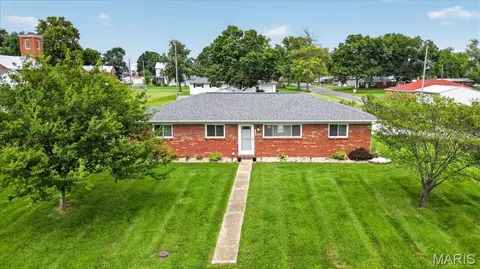 Exterior - 261 E Back St, Hecker, IL 62248 photo 2 of 8