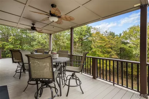 Exterior - 1075 Eureka Rd, Eureka, MO 63025 photo 5 of 15