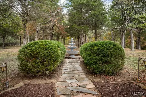 Exterior - 1075 Eureka Rd, Eureka, MO 63025 photo 1 of 15