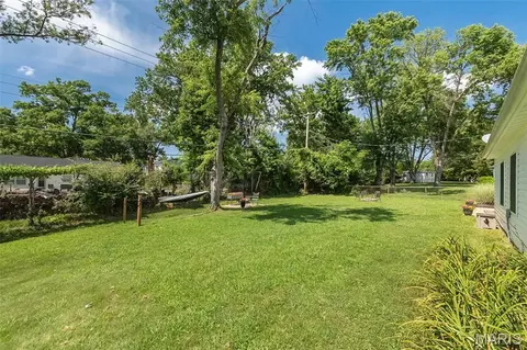 Exterior - 918 Crestland Dr, Ballwin, MO 63011 photo 3 of 6
