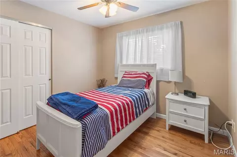 Bedroom - 559 Goldwood Dr, Ballwin, MO 63021 photo 3 of 5