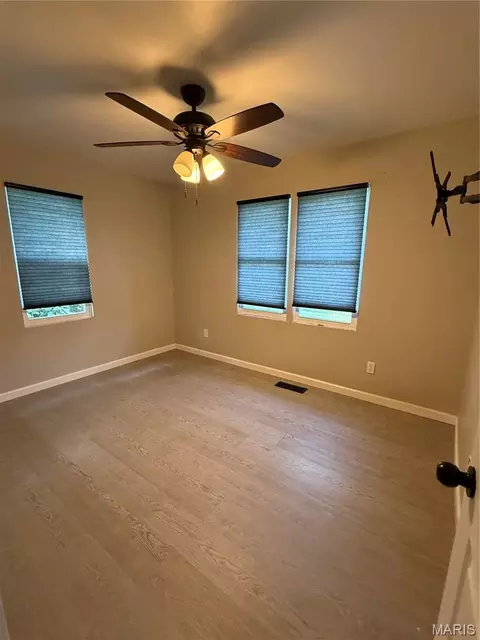Bedroom - 107 Brookside Dr, O'fallon, IL 62269 photo 3 of 3