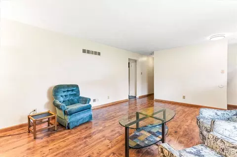 Living - 336 Marilyn Dr, Arnold, MO 63010 photo 1 of 2