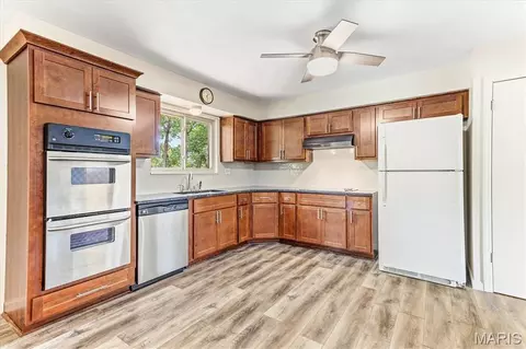 Kitchen - 336 Marilyn Dr, Arnold, MO 63010 photo 3 of 4