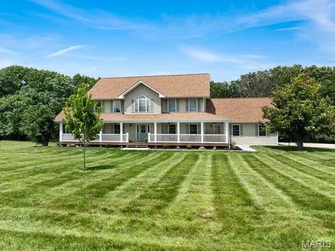 23186 Buck Track Ln, Warrenton, MO 63383