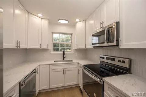 Kitchen - 1319 N 4th St, Saint Charles, MO 63301 photo 2 of 3