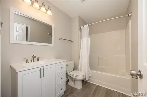 Bath - 1319 N 4th St, Saint Charles, MO 63301 photo 2 of 3