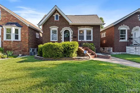 5511 Nottingham Ave, Saint Louis, MO 63109
