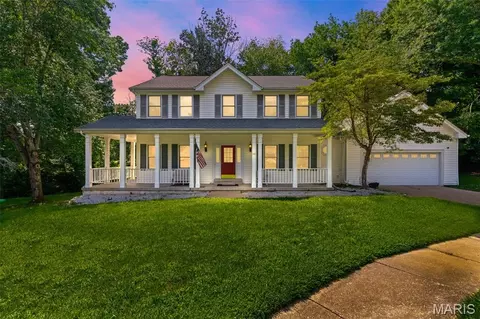 11 Moselle Ct, Florissant, MO 63031