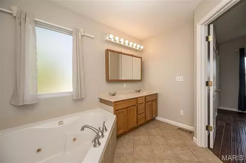 5 Thoroughbred Dr, Wright City, MO 63390 photo 19
