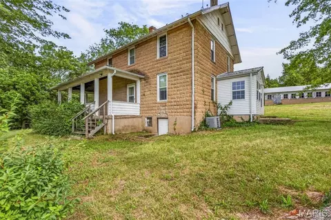 10572 Mapaville Hematite Rd, Festus, MO 63028