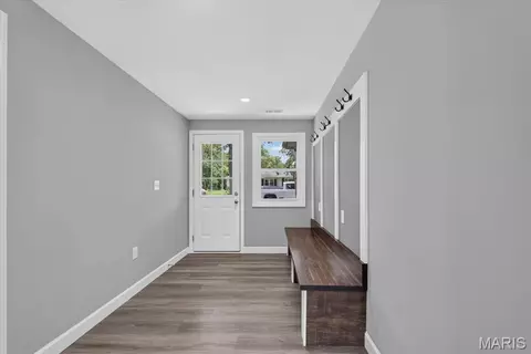 Entry Way - 1381 Pleasant Dr, Arnold, MO 63010 photo 3 of 4