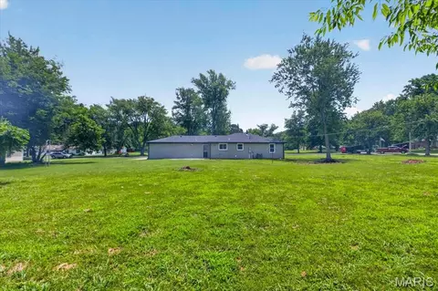 Exterior - 1381 Pleasant Dr, Arnold, MO 63010 photo 5 of 9