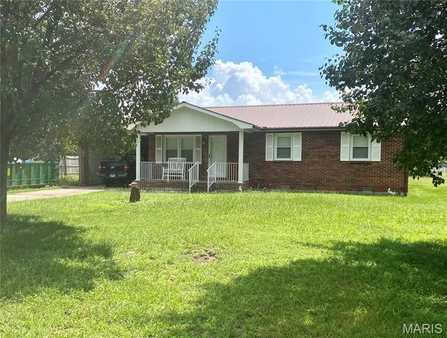 209 Bohannon St, Sikeston, MO 63801