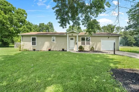 1309 2nd St, Cottage Hills, IL 62018