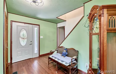 Entry Way - 3851 Autumn Set Dr, Arnold, MO 63010 photo 5 of 7