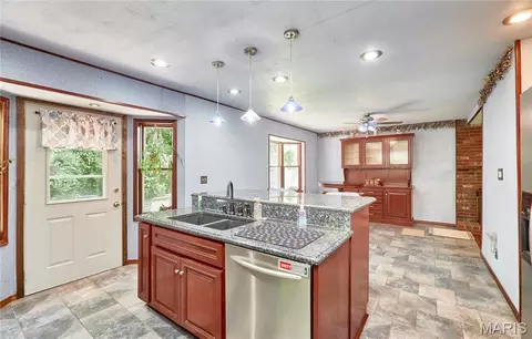 Kitchen - 3851 Autumn Set Dr, Arnold, MO 63010 photo 8 of 8