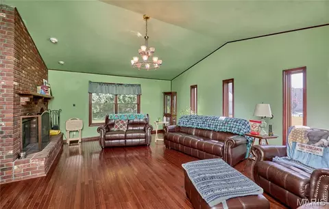 Living - 3851 Autumn Set Dr, Arnold, MO 63010 photo 2 of 4
