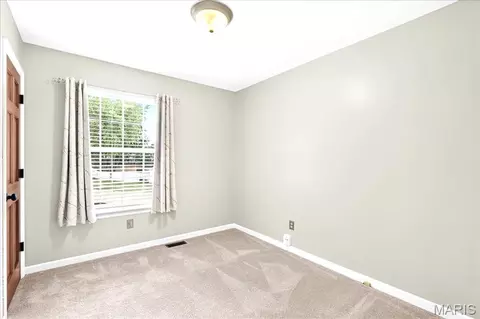 Bedroom - 238 Westridge Parc Ln, Ellisville, MO 63021 photo 2 of 5