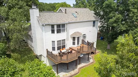 Exterior - 238 Westridge Parc Ln, Ellisville, MO 63021 photo 8 of 9
