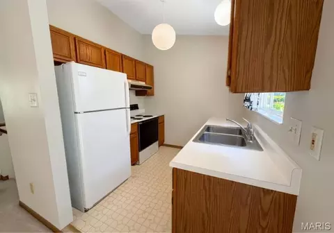 Kitchen - 8468 Marko Dr, Cedar Hill, MO 63016 photo 2 of 2