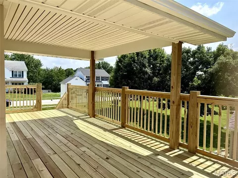 Exterior - 1848 Summitview Dr, Saint Charles, MO 63303 photo 4 of 11
