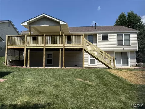 Exterior - 1848 Summitview Dr, Saint Charles, MO 63303 photo 10 of 11
