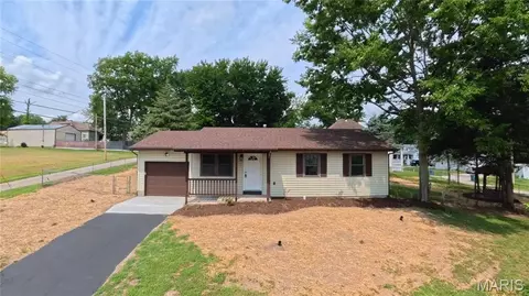 115 N Herman St, Lebanon, IL 62254