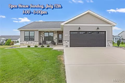 7108 Savannah Dr, Glen Carbon, IL 62034