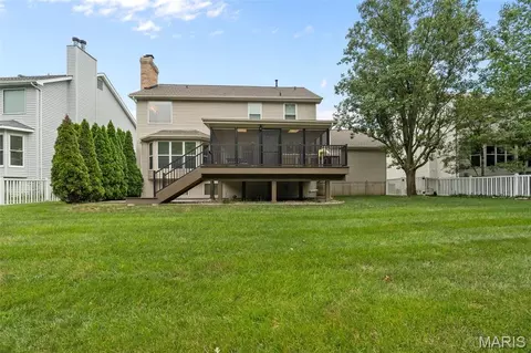 Exterior - 2535 Barrett Springs Dr, Ballwin, MO 63021 photo 8 of 20