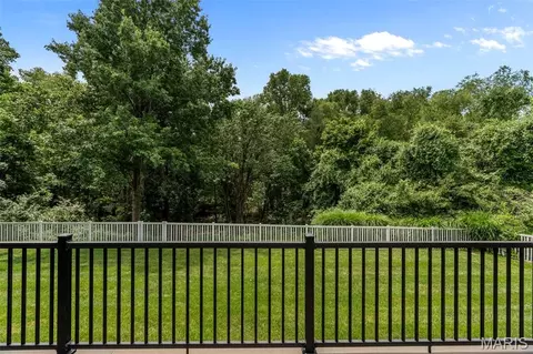 Exterior - 2535 Barrett Springs Dr, Ballwin, MO 63021 photo 18 of 20