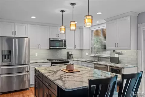 Kitchen - 2535 Barrett Springs Dr, Ballwin, MO 63021 photo 1 of 9