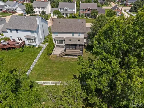 View/Area - 2535 Barrett Springs Dr, Ballwin, MO 63021 photo 2 of 3