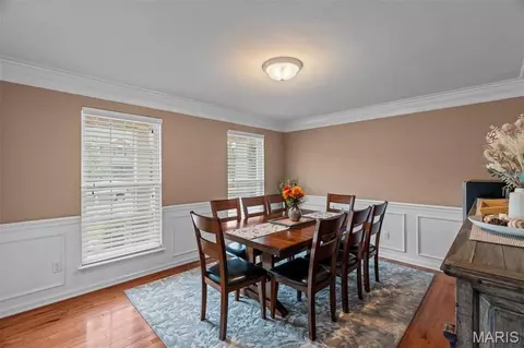 Dining - 2535 Barrett Springs Dr, Ballwin, MO 63021 photo 3 of 3